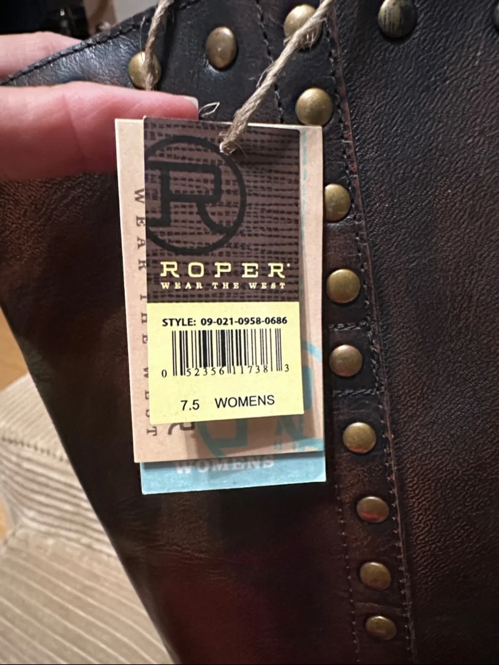 NWT Roper Miranda Dark Brown Studded Round toe Harness Riding Boots 7.5 - Picture 7 of 7